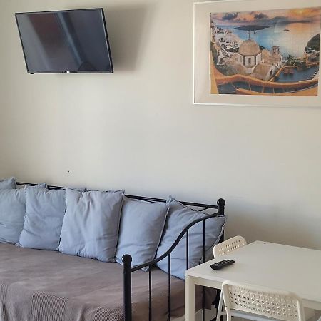 קריסטוס Relaxing City Center West Luxury Studio מראה חיצוני תמונה